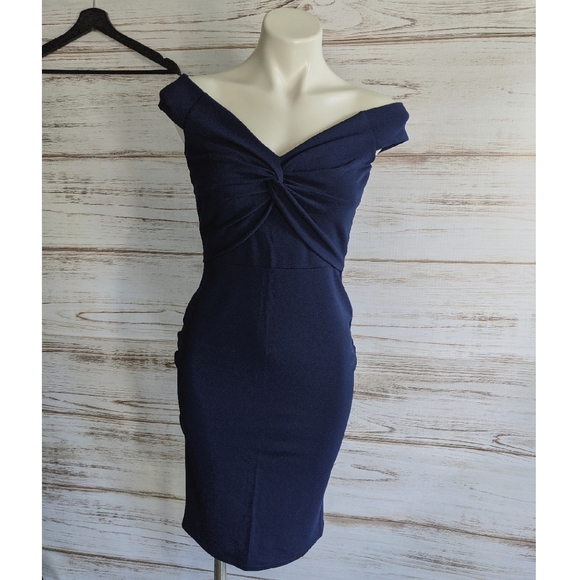 quiz navy and white dress